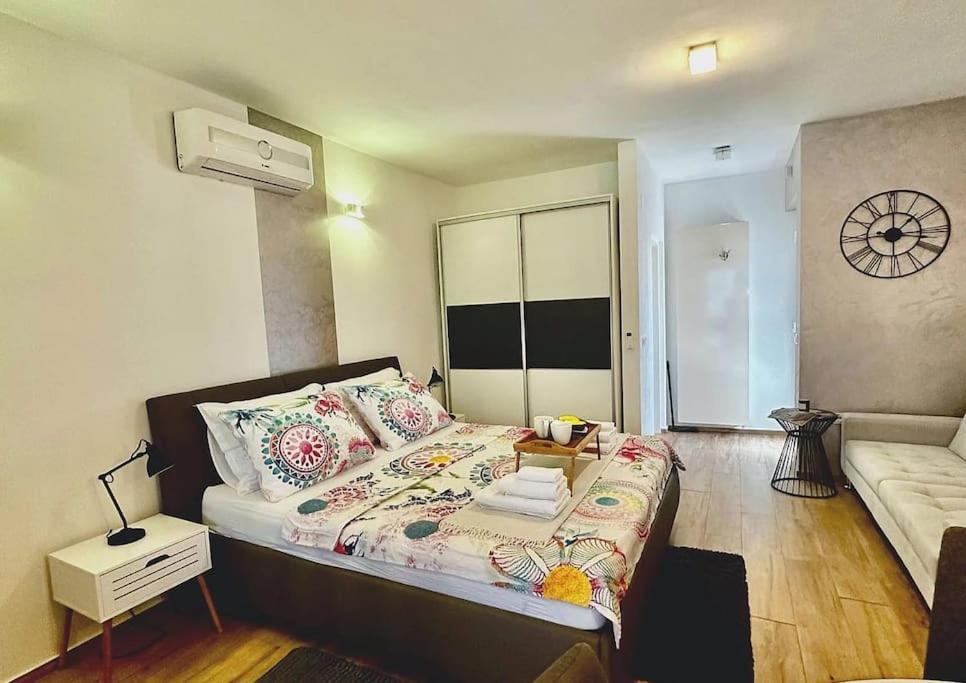 Holiday&Suite Klanac 维尔 外观 照片